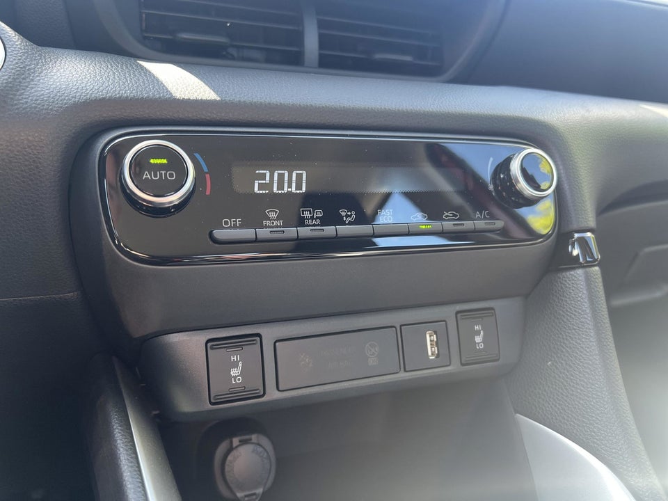 Toyota Yaris 1,5 Active Tech+ 5d