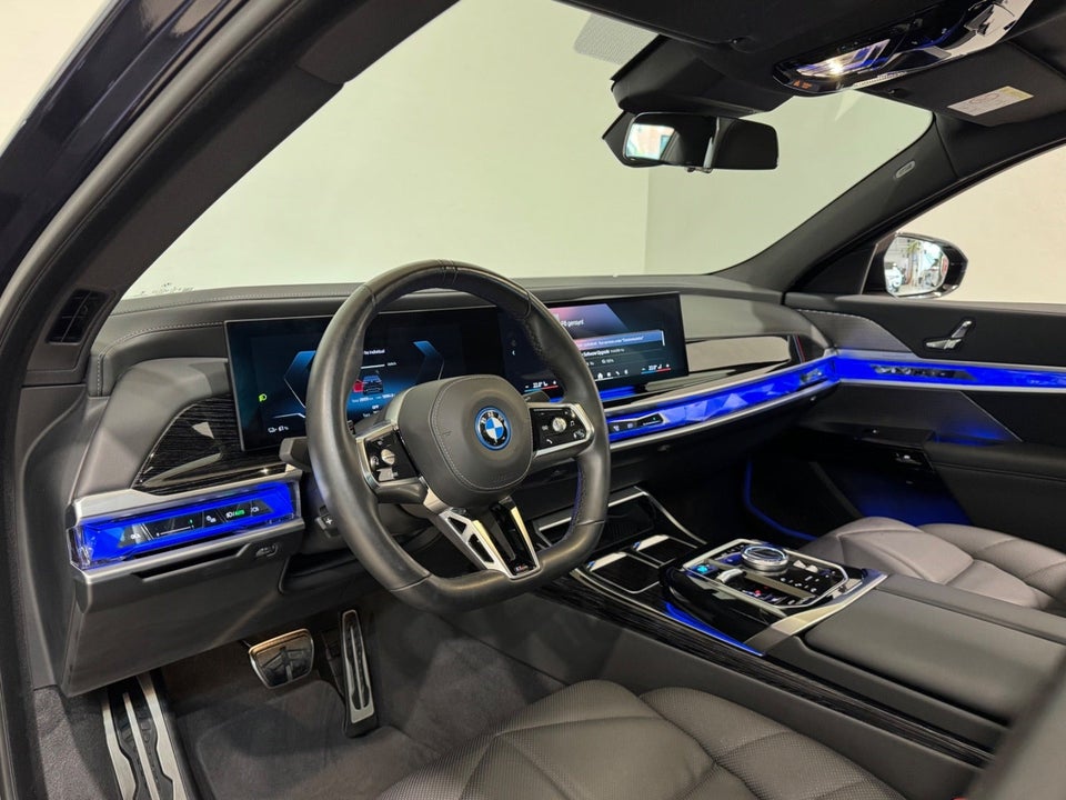 BMW i7 eDrive50 M-Sport 4d