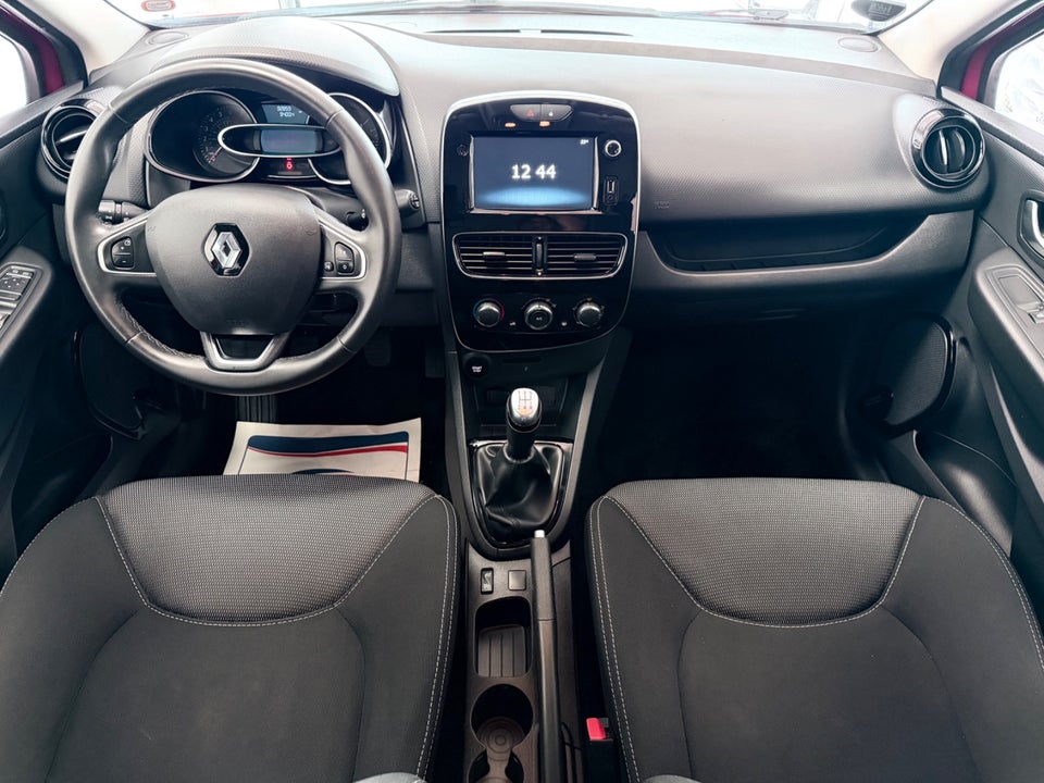 Renault Clio IV 0,9 TCe 90 Zen Sport Tourer 5d