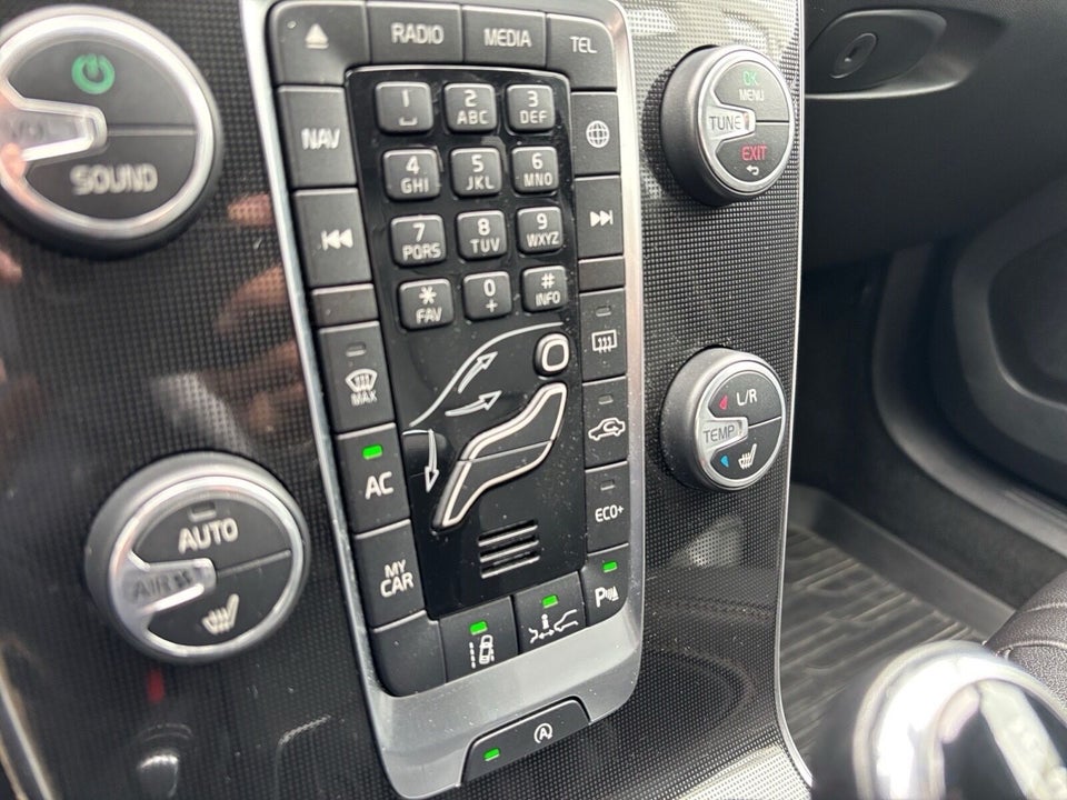 Volvo V40 CC 1,5 T3 152 Dynamic Edition aut. 5d