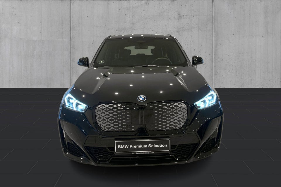 BMW iX1 eDrive20 M-Sport Pro 5d