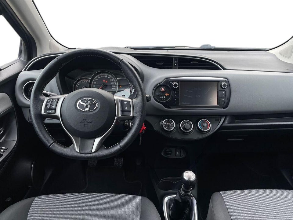 Toyota Yaris 1,0 VVT-i T2 Touch 5d