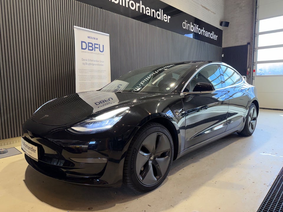 Tesla Model 3 Long Range AWD 4d