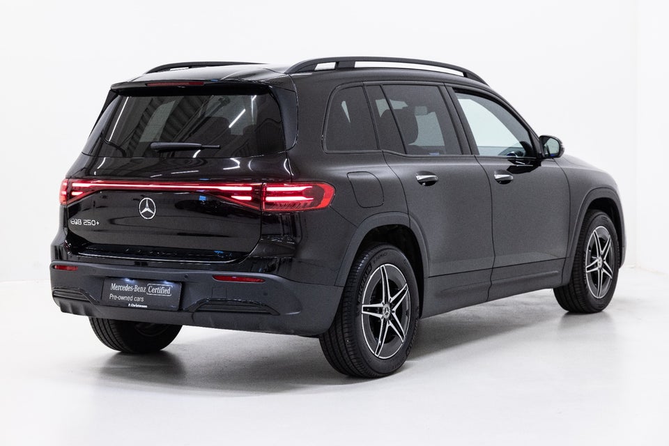 Mercedes EQB250+ AMG Premium 7prs 5d