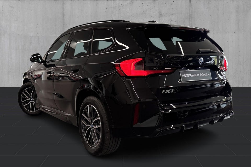 BMW iX1 eDrive20 M-Sport 5d