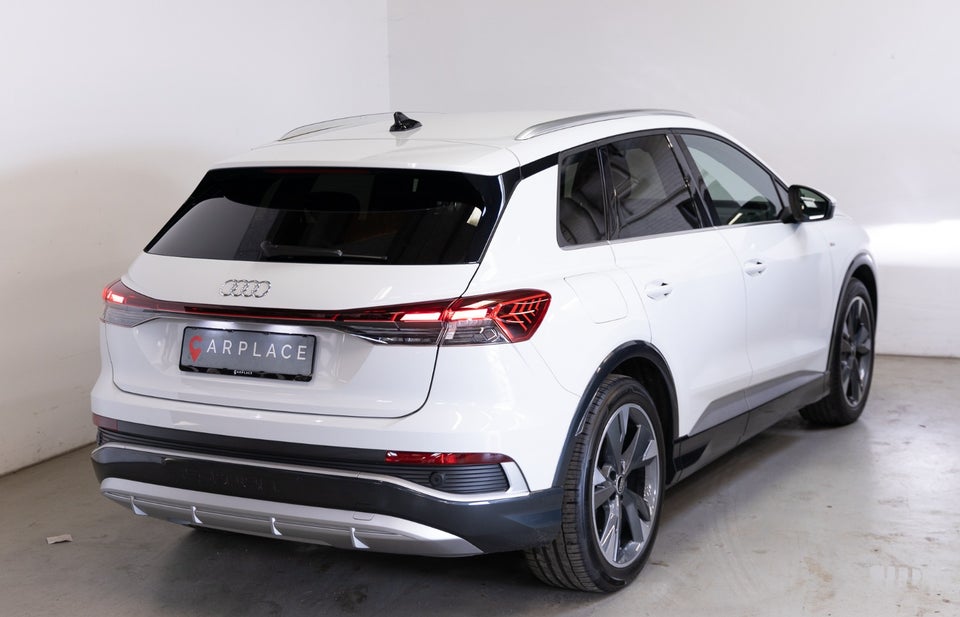 Audi Q4 e-tron 40 S-line 5d