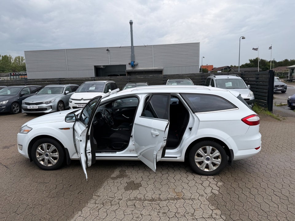 Ford Mondeo 2,0 EcoBoost Titanium aut. 5d