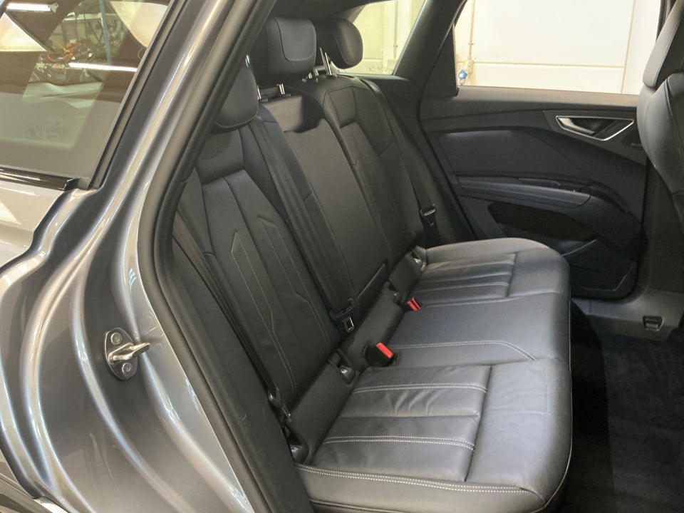 Audi Q4 e-tron 40 Attitude S-line 5d