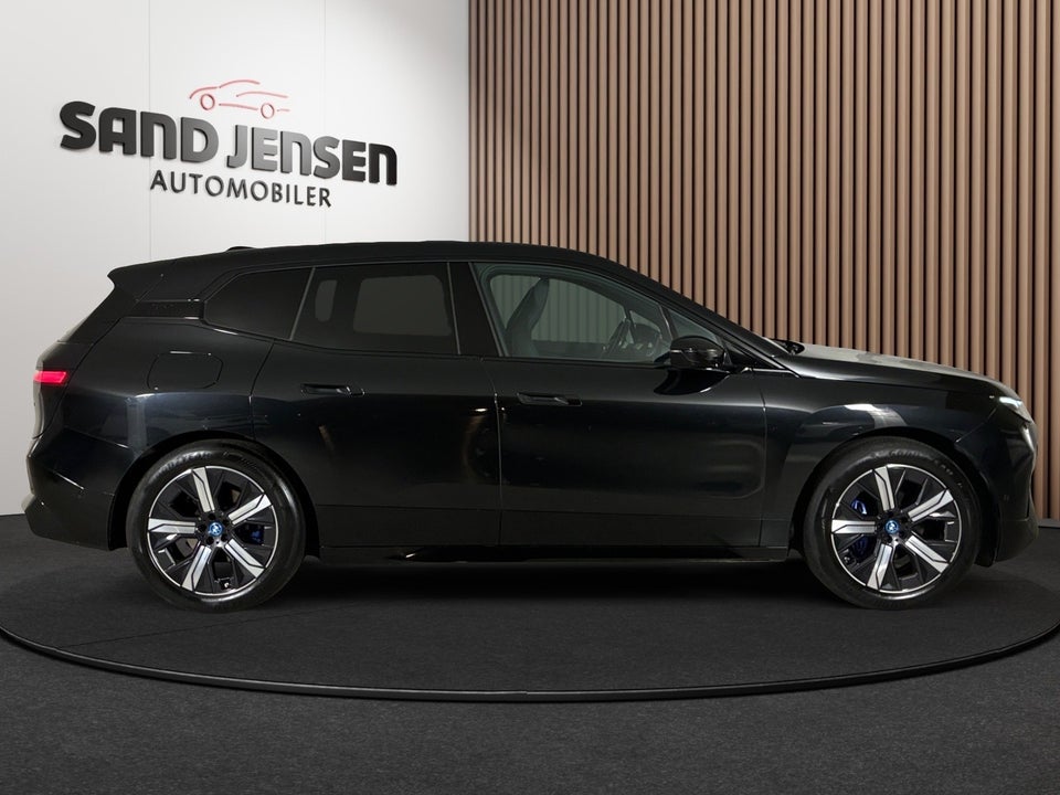 BMW iX xDrive50 M-Sport 5d