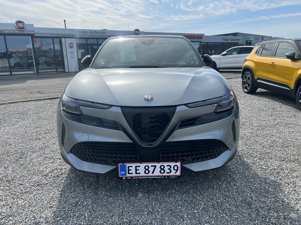 Alfa Romeo Junior Elettrica Speciale 5d