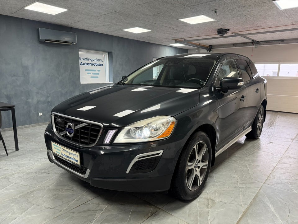 Volvo XC60 2,0 D3 136 Kinetic aut. Van 5d