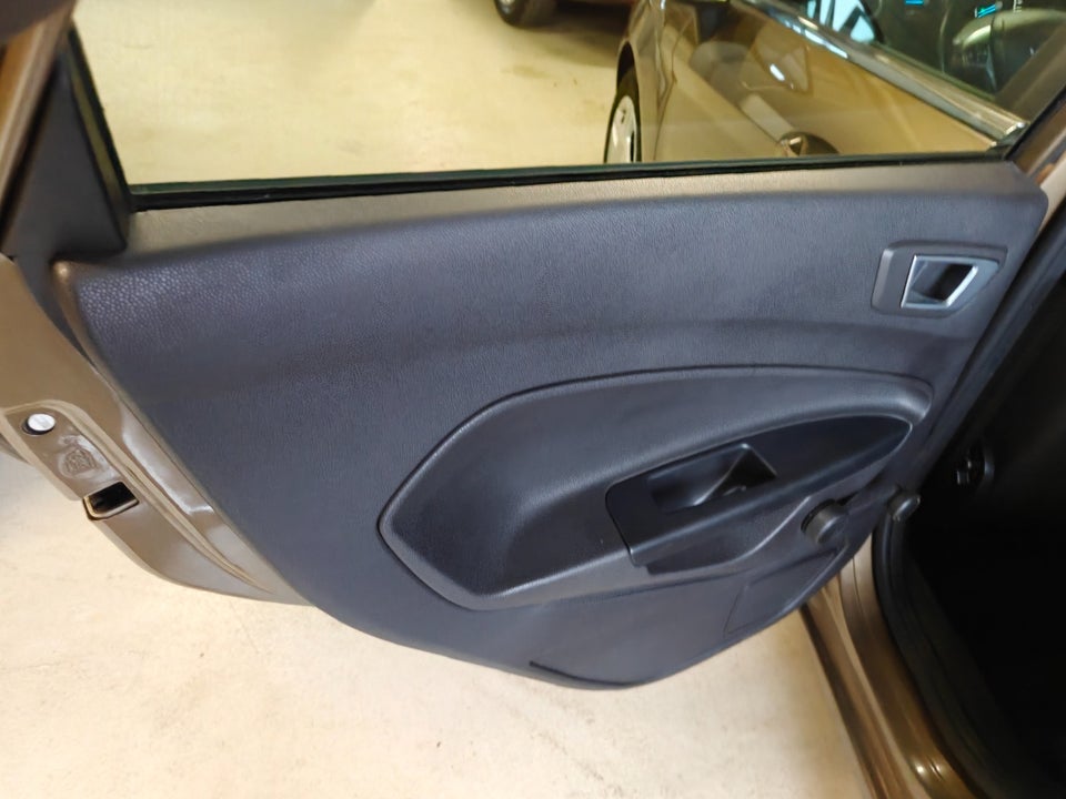 Ford Fiesta 1,0 SCTi 100 Titanium 5d