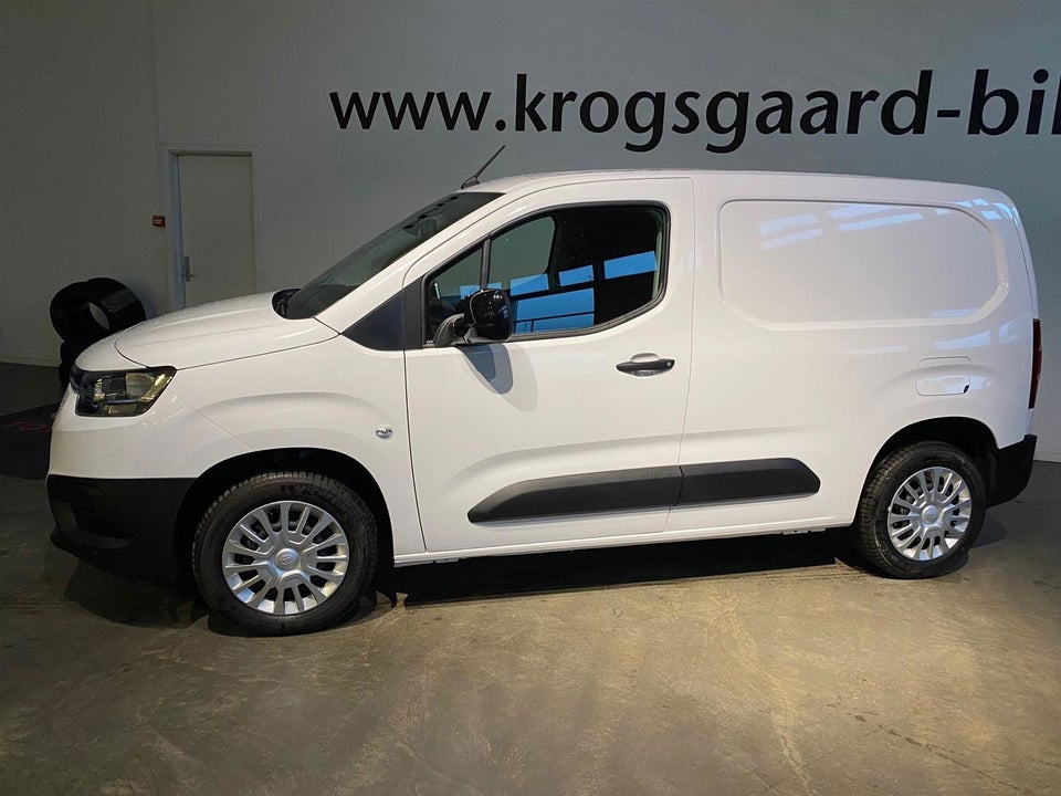 Toyota ProAce City 1,5 D 102 Medium Comfort 4d