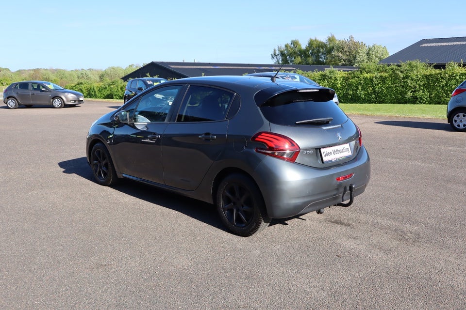 Peugeot 208 1,6 BlueHDi 100 Allure 5d