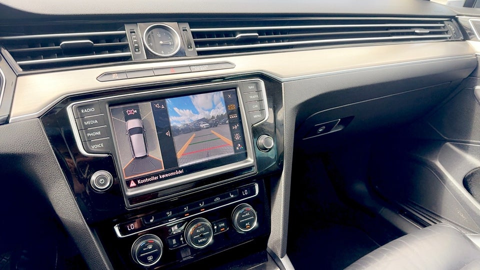 VW Passat 2,0 TDi 240 Highline Variant DSG 4Motion 5d