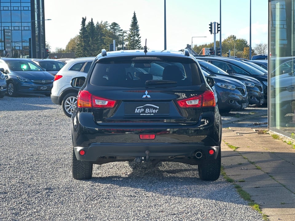 Mitsubishi ASX 1,6 Invite 5d