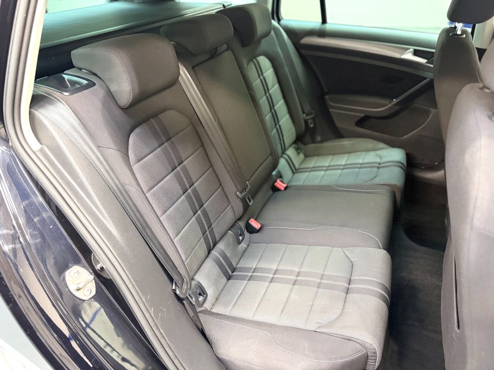 VW Golf VII 1,4 TSi 125 Edition 40 Variant BMT 5d