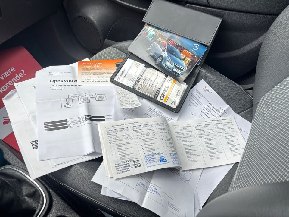 Opel Corsa 1,4 16V Cosmo 5d
