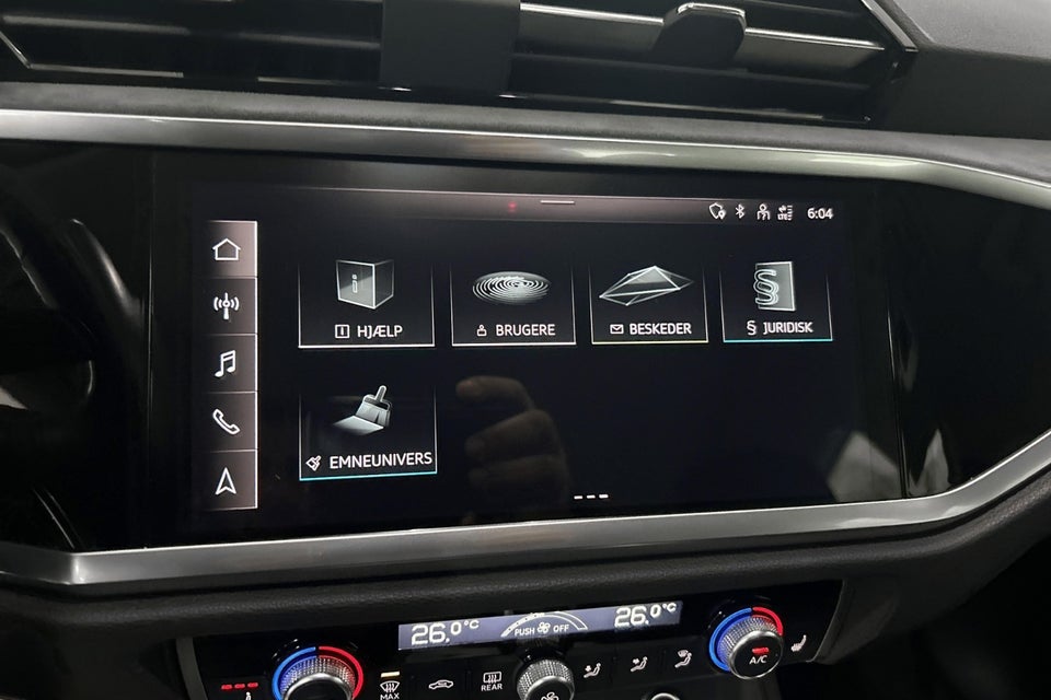 Audi Q3 45 TFSi e Attitude plus S-tr. 5d