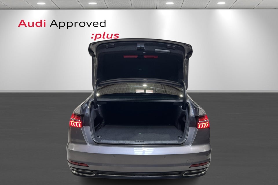 Audi A6 50 TFSi e Sport quattro S-tr. 4d