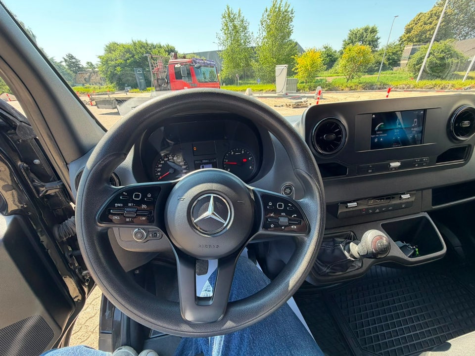 Mercedes Sprinter 214 2,2 CDi A2 Kassevogn FWD