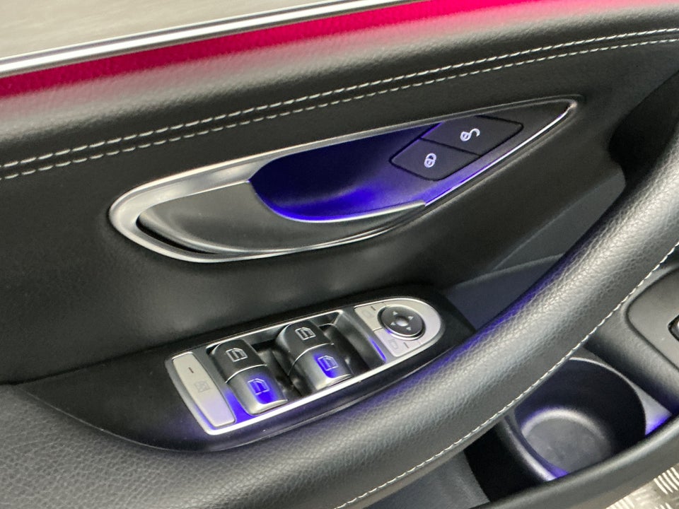 Mercedes E300 de 2,0 stc. aut. 4Matic 5d