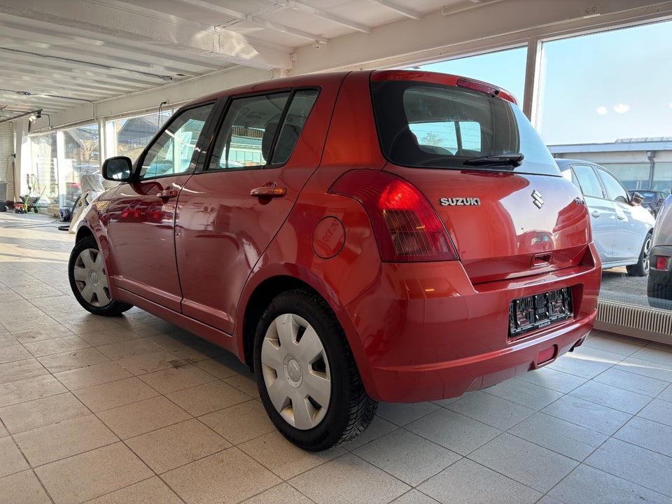 Suzuki Swift 1,5 GL-A 5d