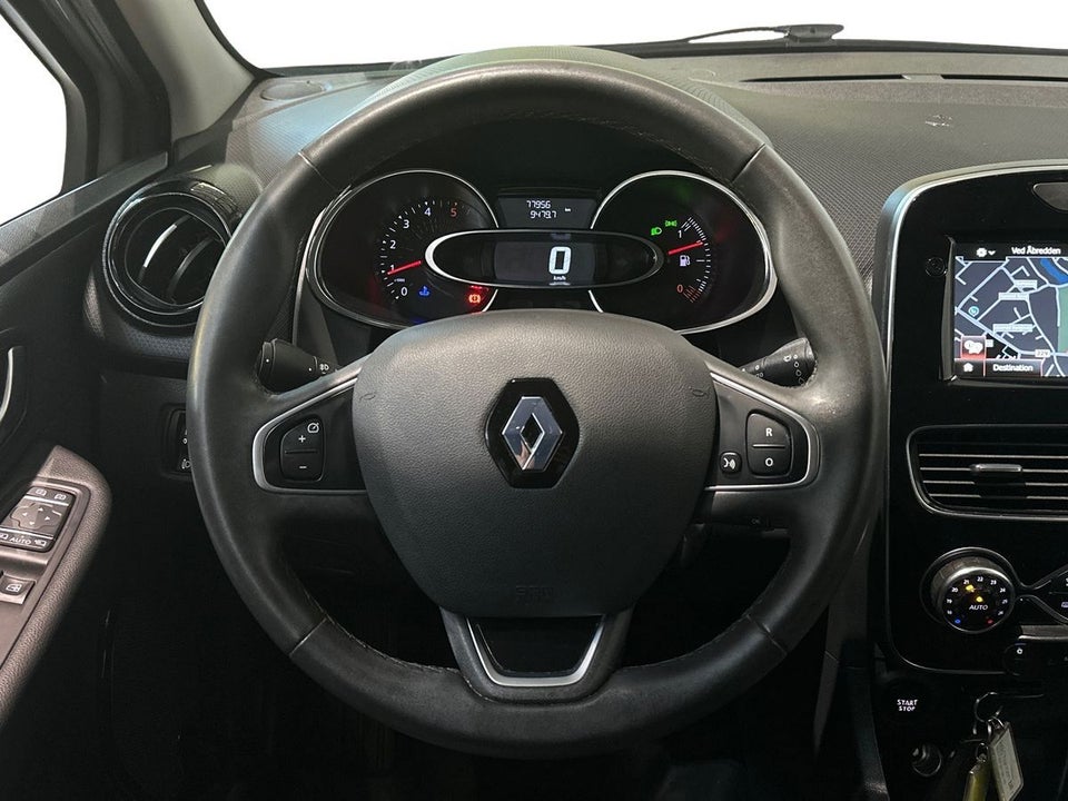 Renault Clio IV 1,5 dCi 90 Zen Sport Tourer 5d