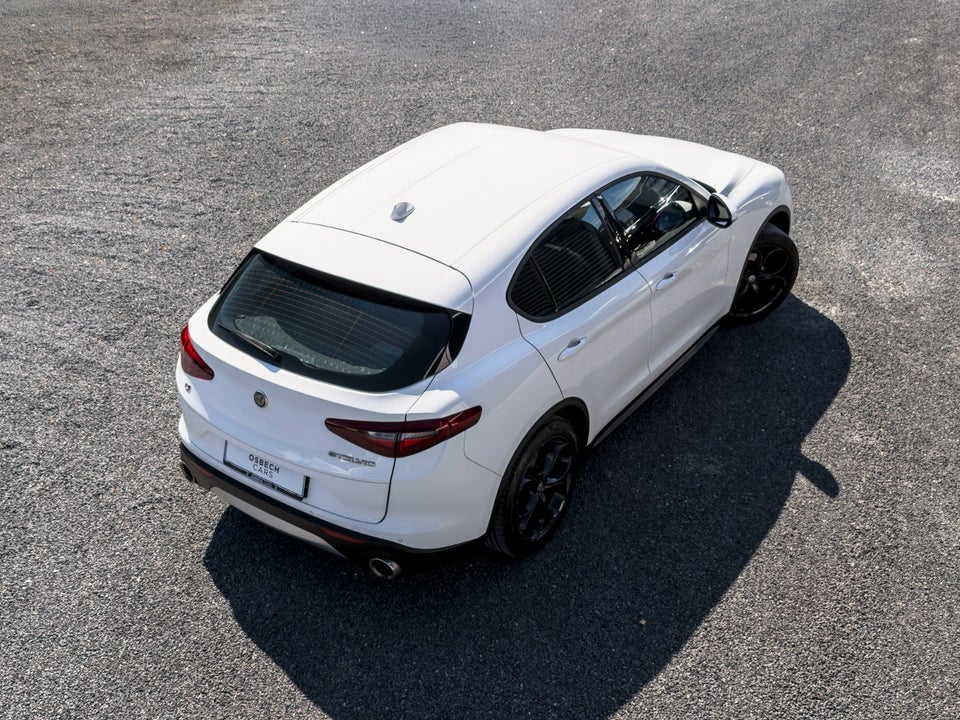 Alfa Romeo Stelvio 2,0 T 200 Edizione aut. Q4 5d