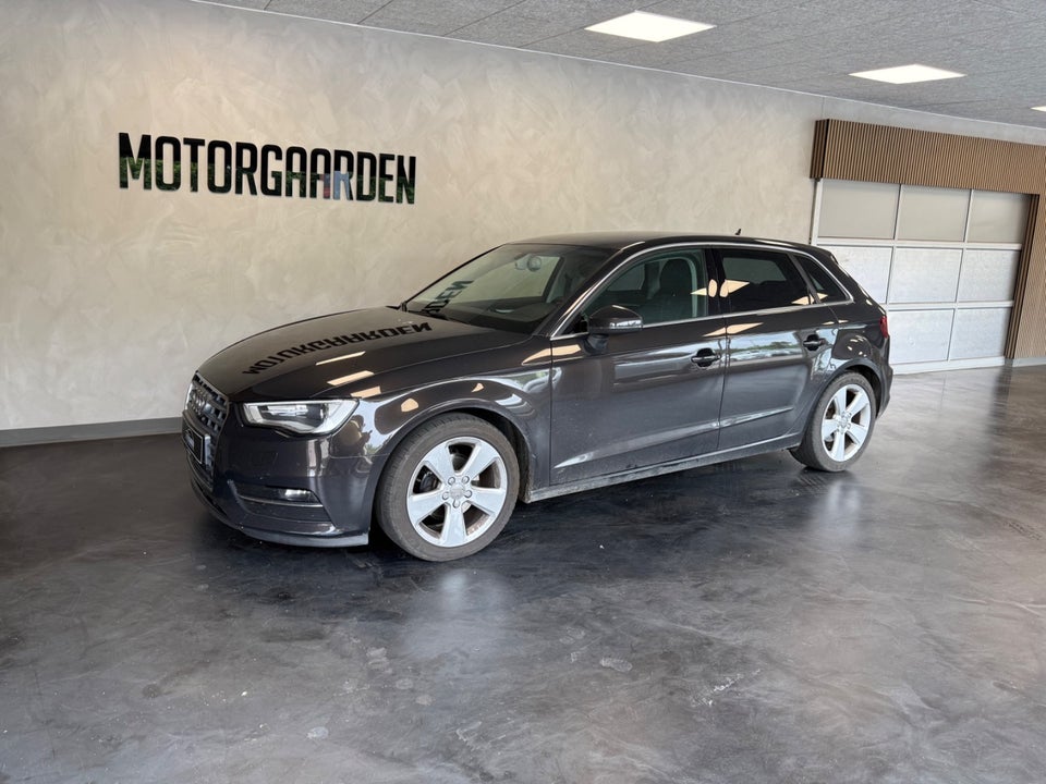 Audi A3 1,4 TFSi 140 Ambiente Sportback 5d