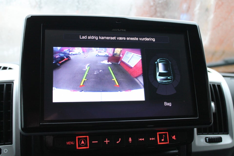 Peugeot Boxer 335 2,2 BlueHDi 165 L2H2 Ultimate