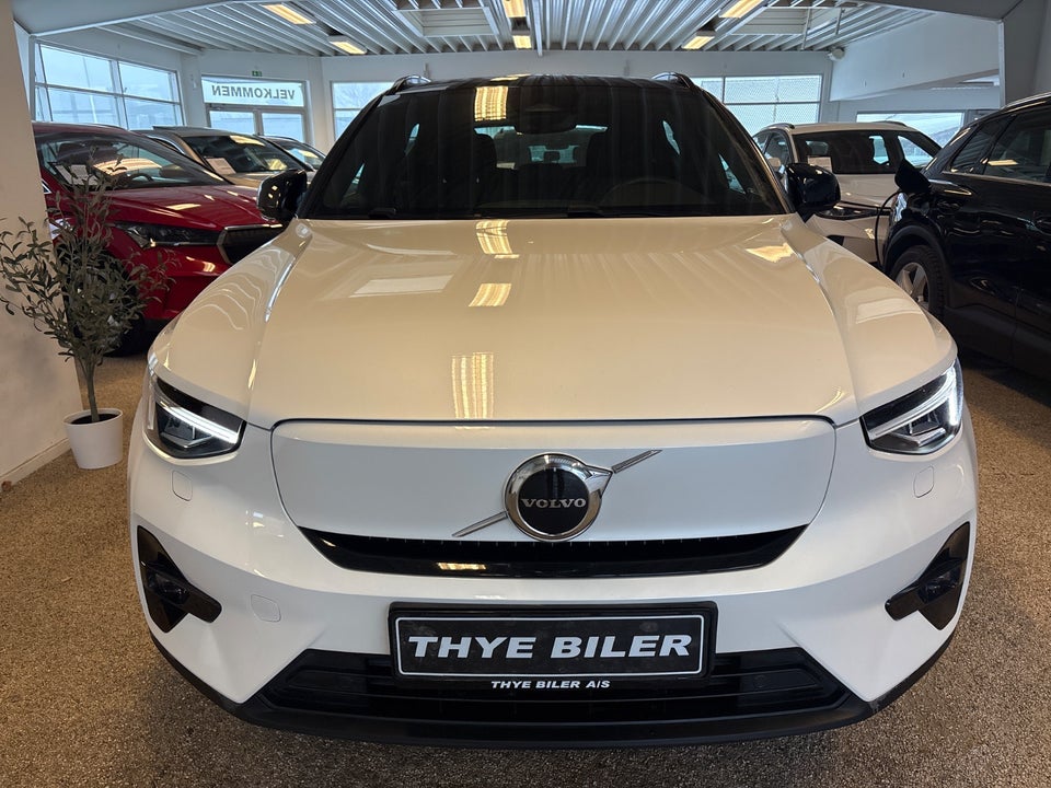 Volvo XC40 ReCharge Extended Range Plus 5d