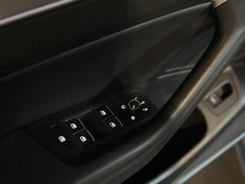 VW Passat 1,5 TSi 150 Highline Variant DSG 5d