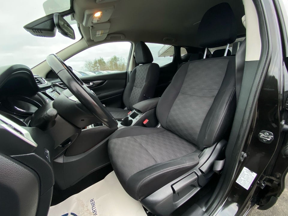 Nissan Qashqai 1,2 Dig-T 115 N-Connecta 5d