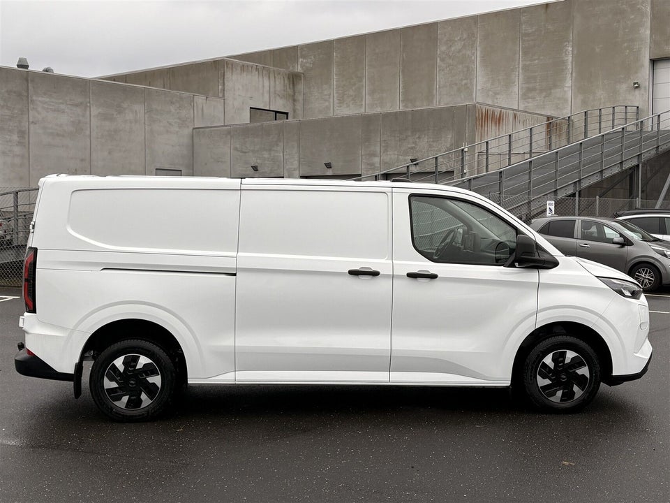 Ford E-Transit Custom 320L 64 Trend
