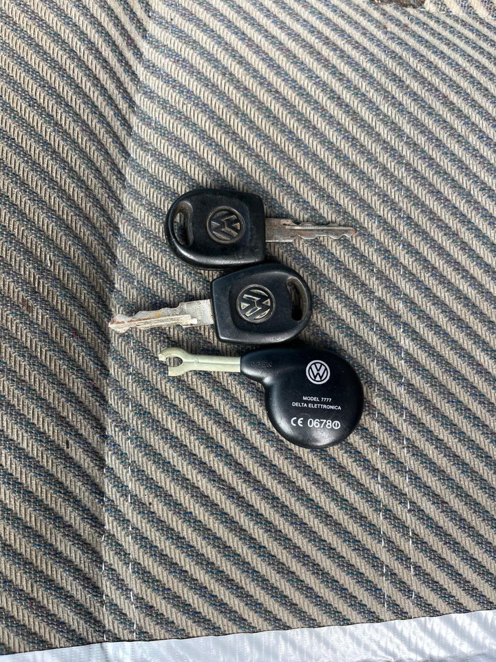 VW Caravelle 2,5 TDi 102 10prs 5d