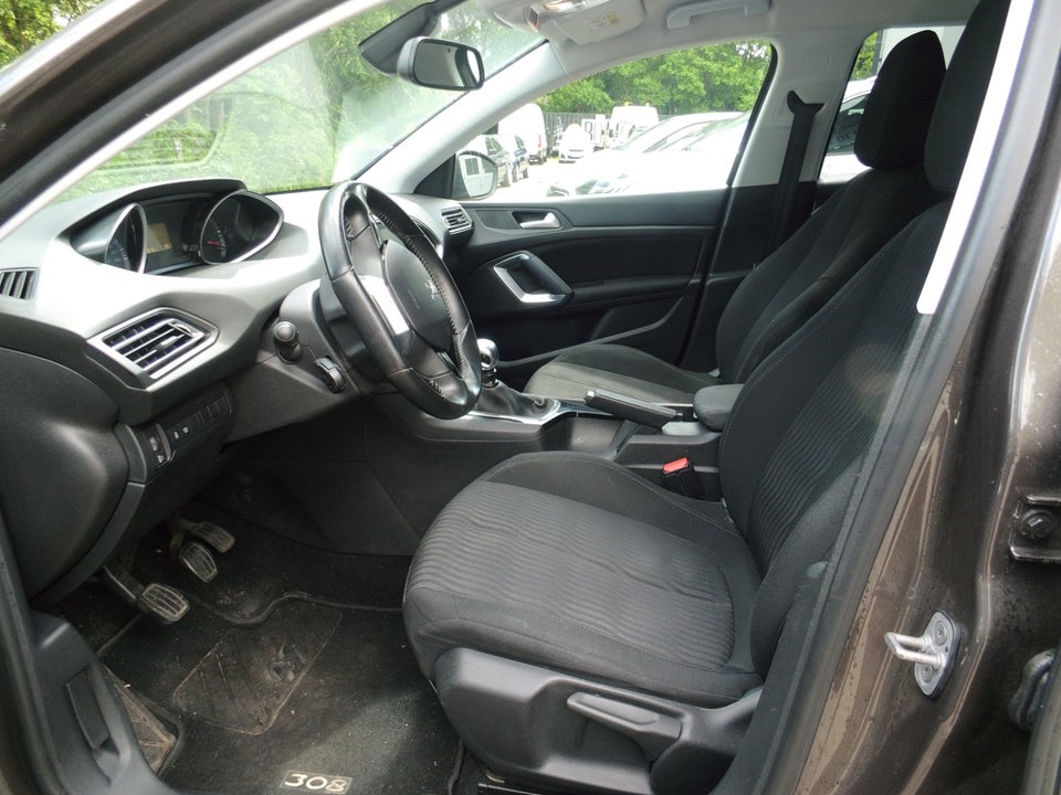 Peugeot 308 1,6 BlueHDi 120 Active SW 5d