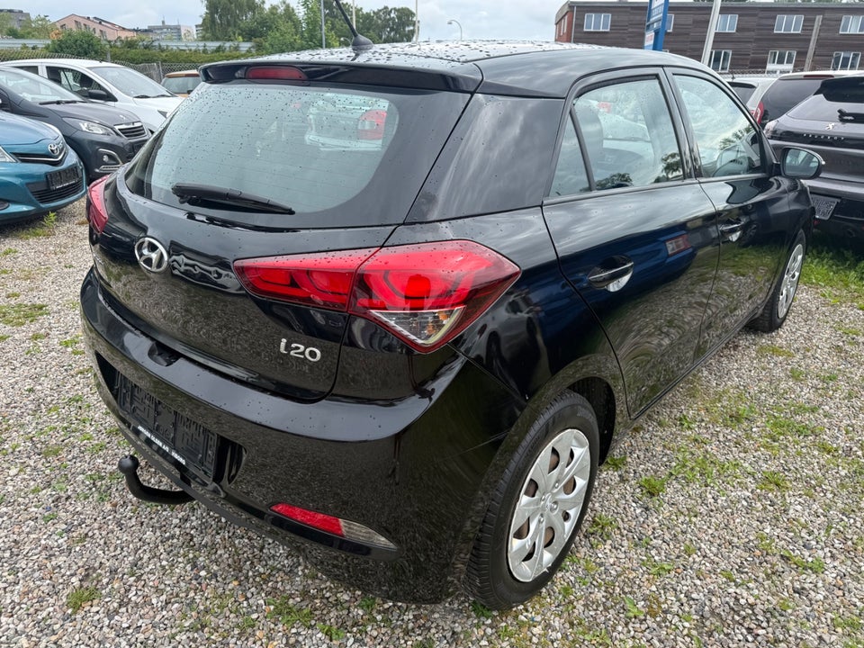 Hyundai i20 1,25 Spring 5d