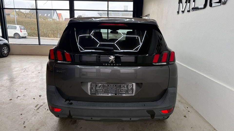 Peugeot 5008 1,2 e-THP 130 Allure 7prs 5d