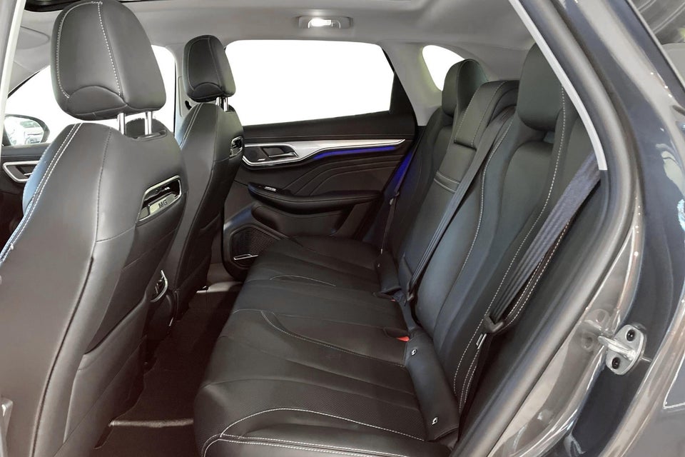 MG Marvel R Performance 5d