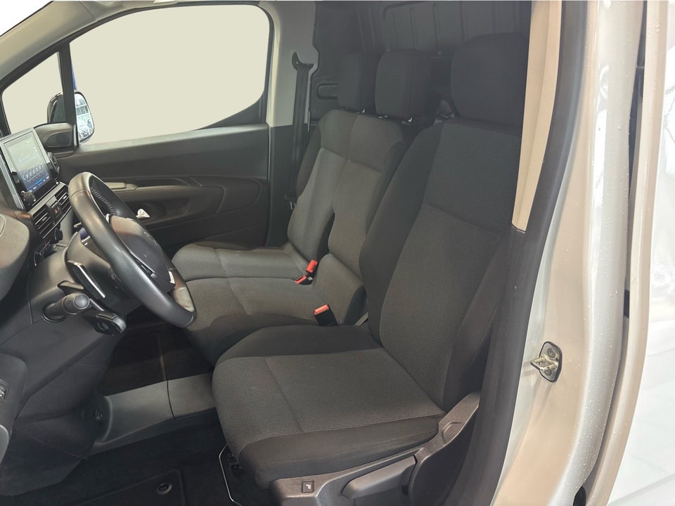 Peugeot Partner 1,5 BlueHDi 130 L1V2 Plus EAT8 Van