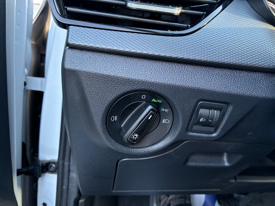 Skoda Kamiq 1,0 TSi 110 Ambition 5d