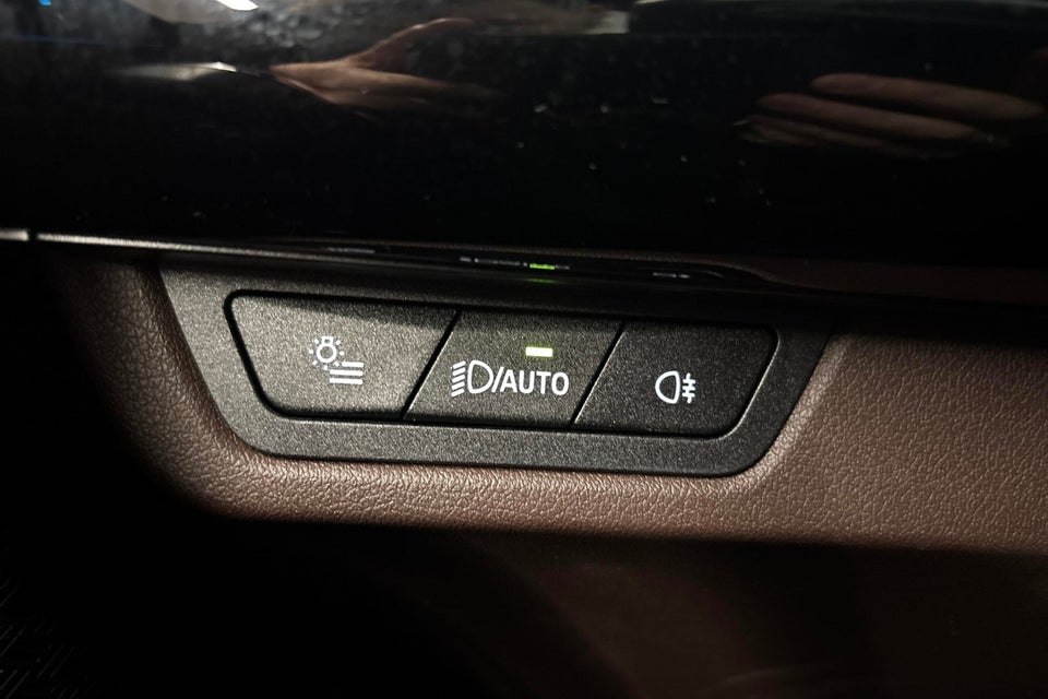 BMW iX2 xDrive30 M-Sport 5d