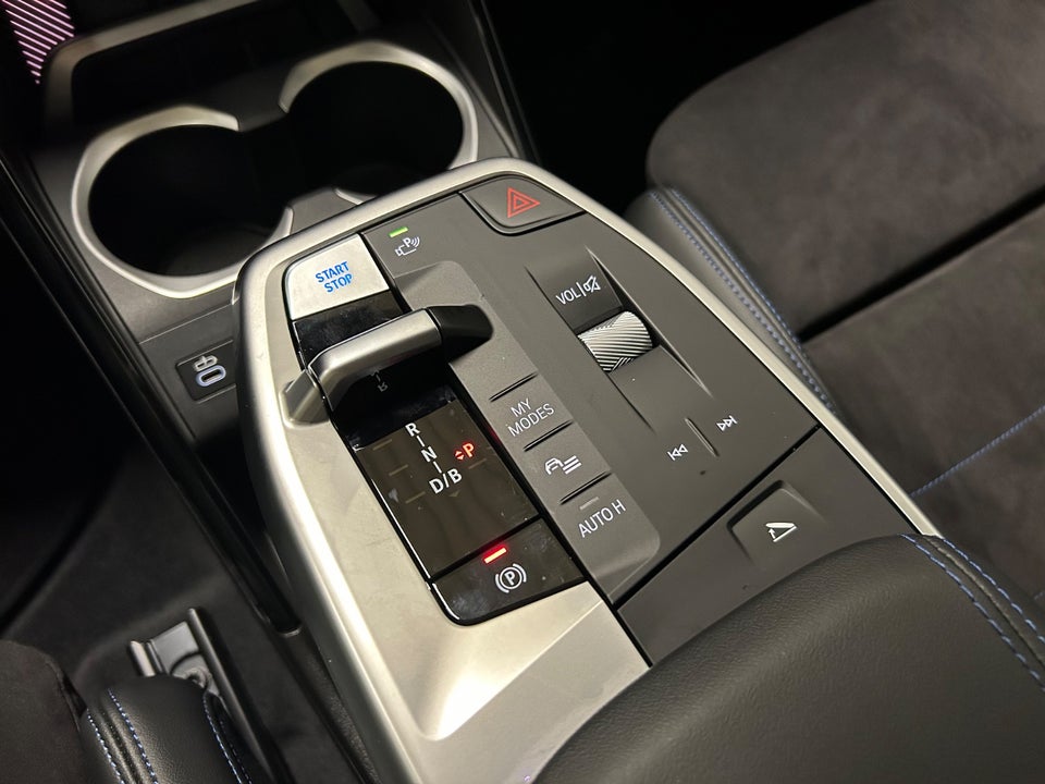 BMW iX1 xDrive30 Fully Charged 5d