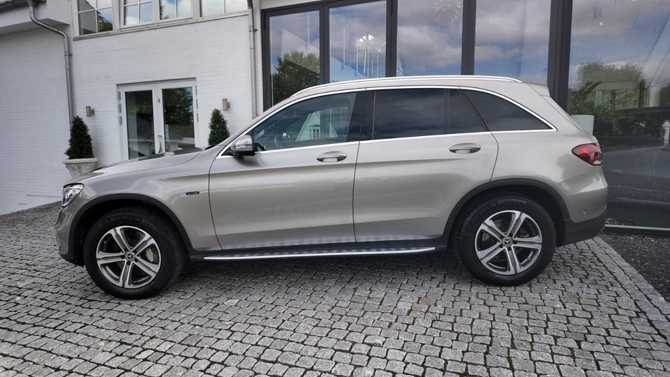 Mercedes GLC300 de 2,0 aut. 4Matic 5d