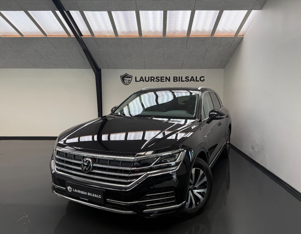 VW Touareg 3,0 TDi 286 Elegance aut. 4Motion Van 5d