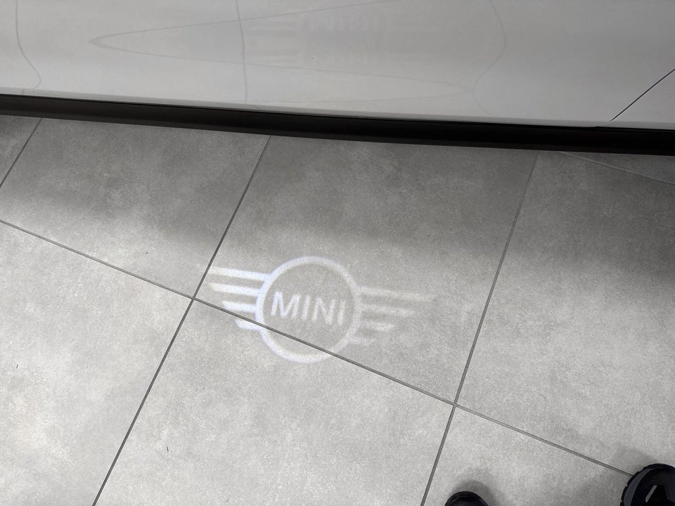 MINI Cooper SE Trim L 3d