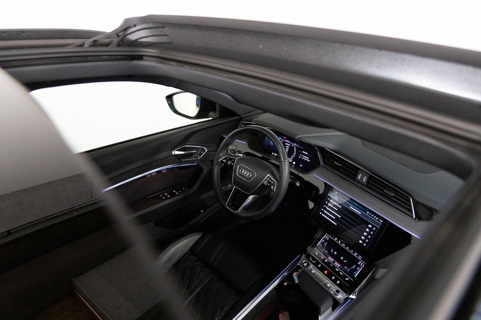 Audi e-tron S Sportback quattro 5d