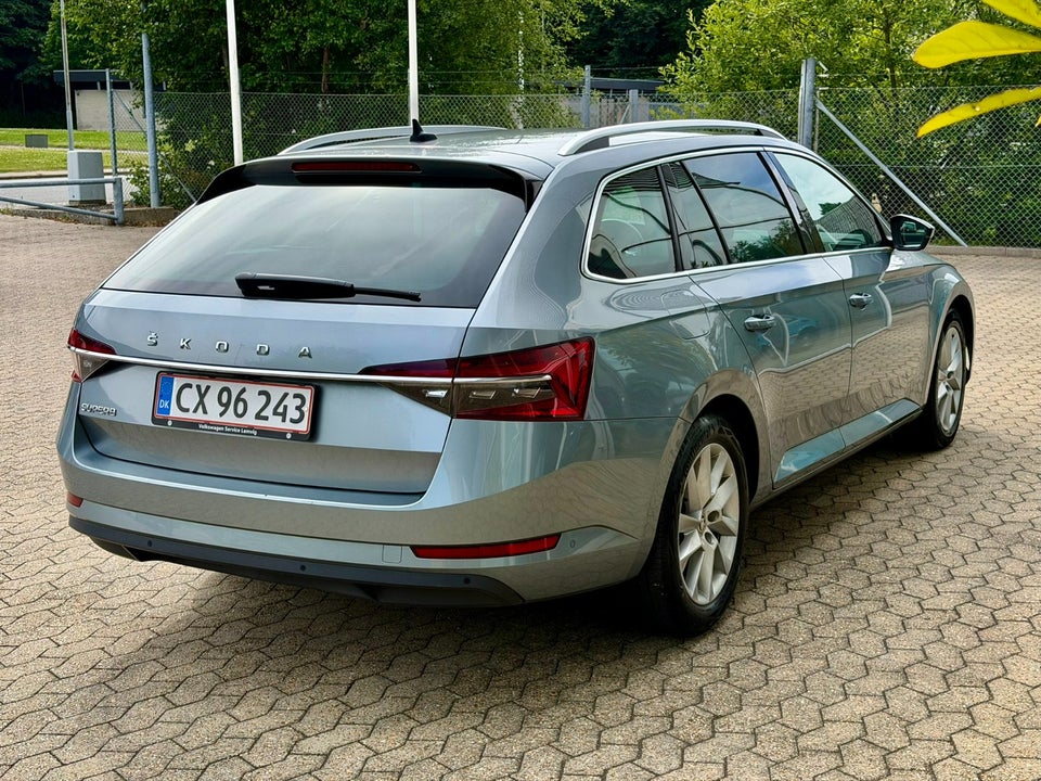 Skoda Superb 2,0 TDi 150 Business Executive Combi DSG 5d
