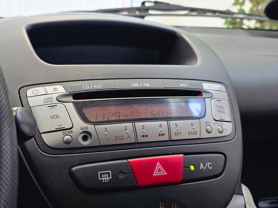 Peugeot 107 1,0 Cool 5d